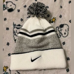 nike black and white striped beanie